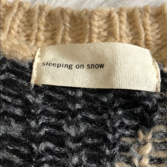 Sleeping On Snow leopard sweater size M - Picture 4 of 9